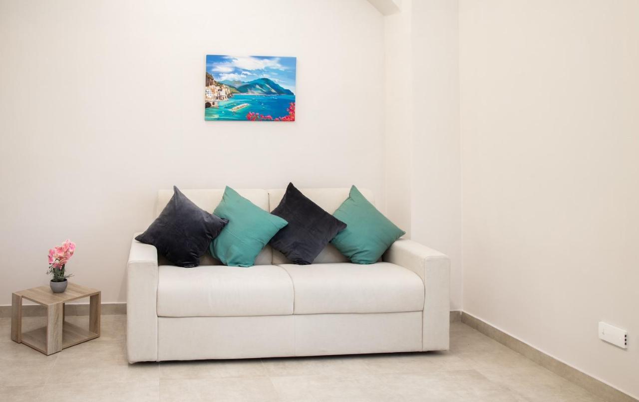 Apartament Dimora Museo Neapol Zewnętrze zdjęcie