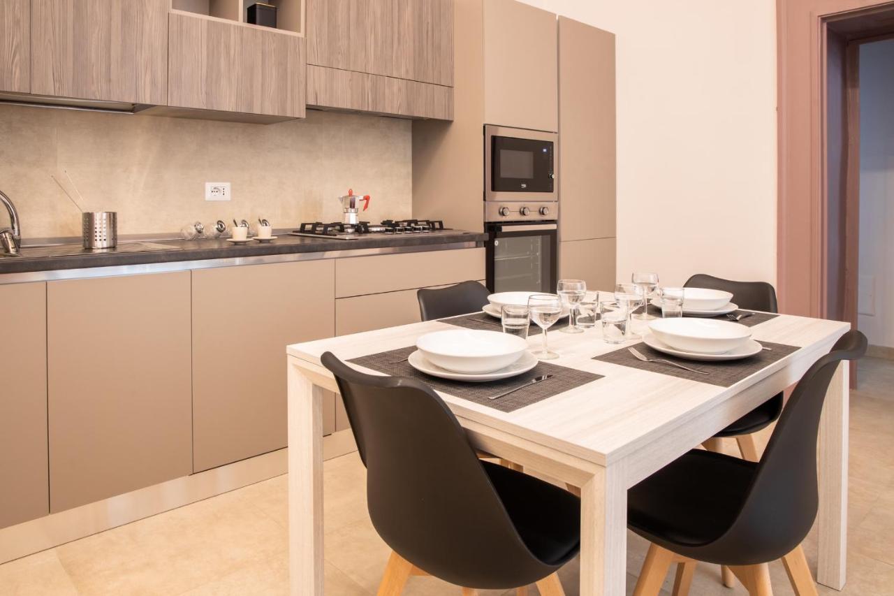 Apartament Dimora Museo Neapol Zewnętrze zdjęcie